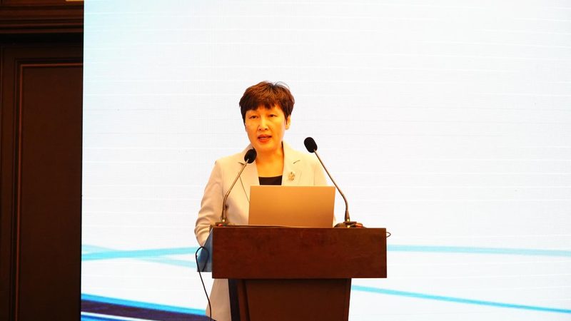 企业在选择财税公司时，要关注其收费是否透明可比。以下是一些注意事项：
